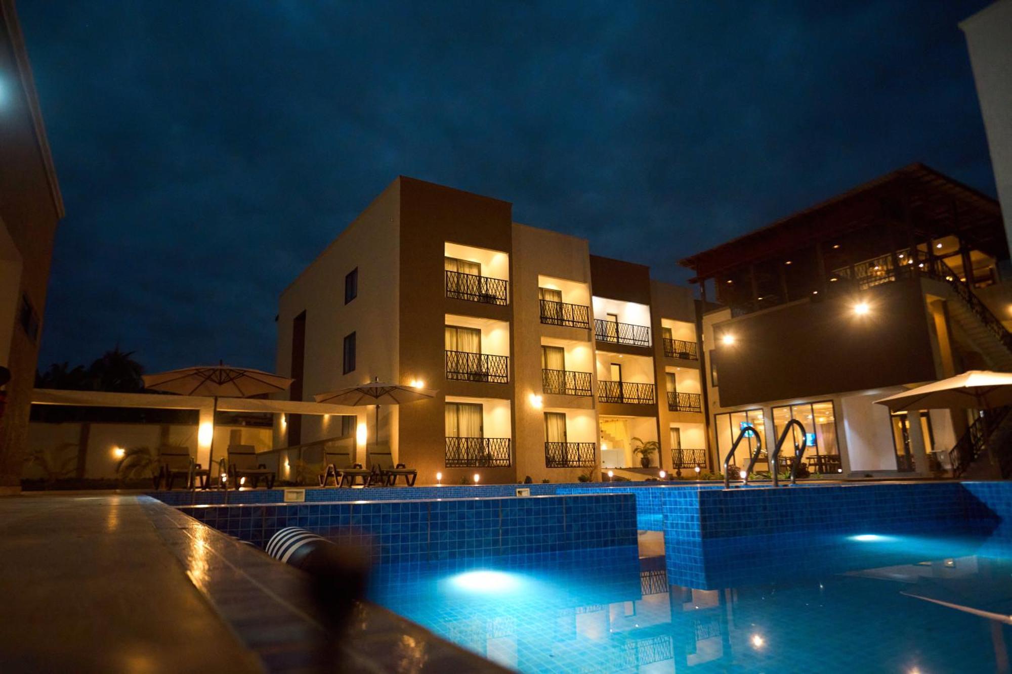 Aiden Homes And Apartments Hotel Koforidua Exterior photo